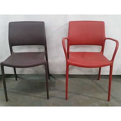 Plastic Chairs - Lot Of 5