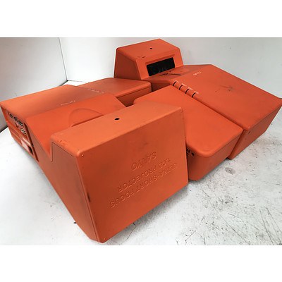 Sanyo PLC-XE50A XGA LCD Projectors - Lot of 2