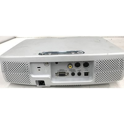 Canon & Toshiba SVGA 3LCD Projectors