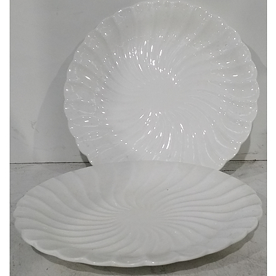 Scalloped Edge Serving Plates - Lot of 16 - Brand New