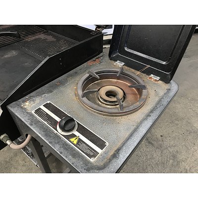 Cordon Bleu 4-Burner Barbecue with Side Wok Burner