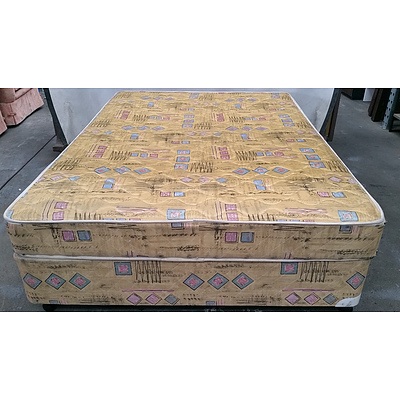 Double Ensemble Bed and Mattress