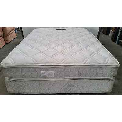 Queen Ensemble Bed and Mattress