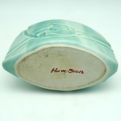 Hiroe Swen (1934-) Celadon Glazed Ceramic Vase with Impressed Fish