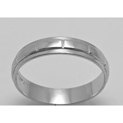 PURE PLATINUM Ring