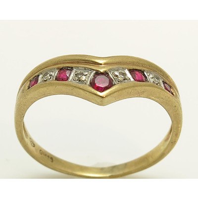 Vintage 9ct Gold Ruby & Diamond Ring