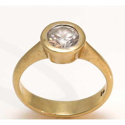 9ct Gold Large CZ Ring