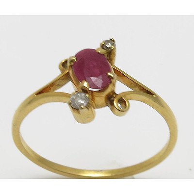 Ruby & Diamond Ring -14ct Gold (tested)