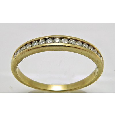 9ct Gold Diamond Ring