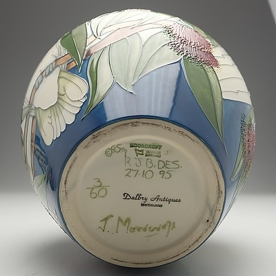 Early Edition Moorcroft Sulphur Crested Cockatoo Vase Designed by Rachel Bishop, 3/60, 1995