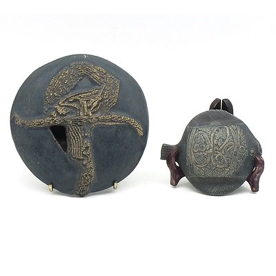 Hiroe Swen (Japan Australian b.1934-) Two Glazed Stoneware Ceramics