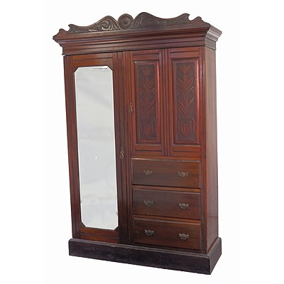 Australian Kauri Pine Wardrobe, Early 20th Century