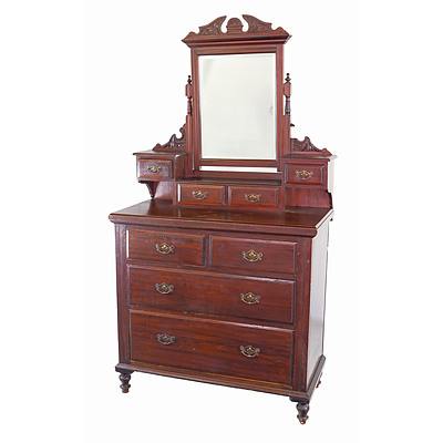 Antique Australian Kauri Pine Dutchess, Early 20th Century