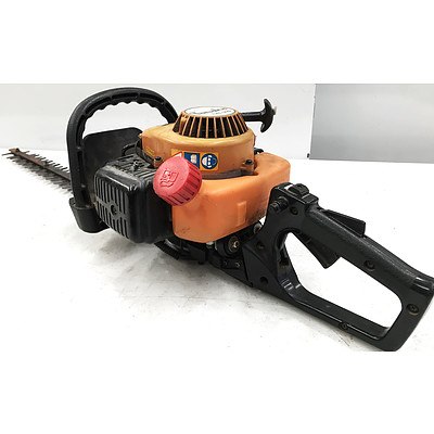 Tanaka THT-210 Petrol Hedge Trimmer