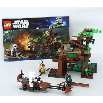 Lego Star Wars Ewok Attack 7956