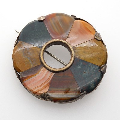 Antique Scottish Agate Brooch