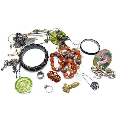 Collection Of Vintage Jewellery