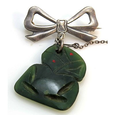 Vintage Nz Greenstone Tiki Brooch