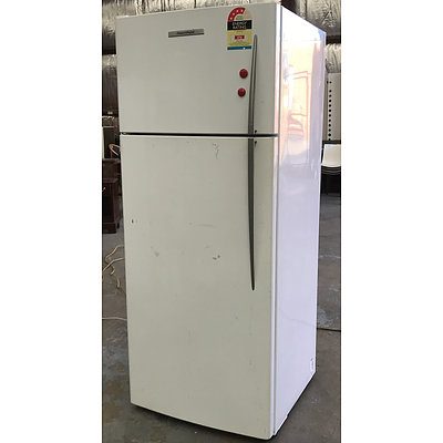 Fisher & Paykel E440T 447Litre Fridge Freezer