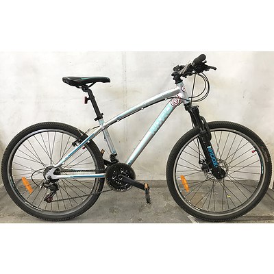Nitro Traverse 26 18 Speed Mountain Bike
