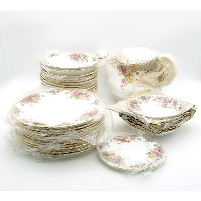 Extensive Ninety Eight Piece Royal Albert Old Country Roses Dinner Service, with Teapot, Serving Plates, Creamer Jug and More