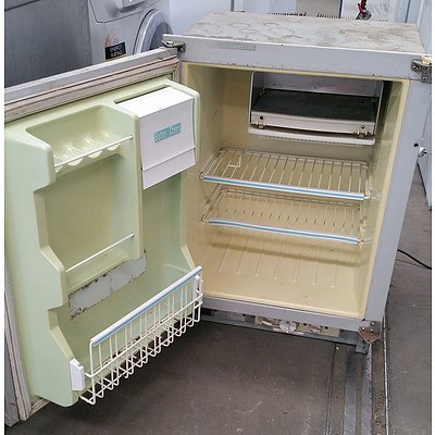 Tuomatic 60L Two Way Caravan Fridge