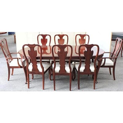 Drexel Heritage Furniture Nine Piece Dining Setting