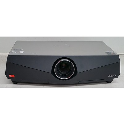 Sony (VPL-FW41) WXGA 3LCD Projector