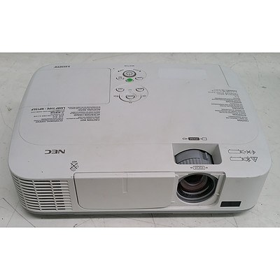 NEC (M271X) XGA 3LCD Projector