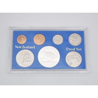 1982 New Zealand Proof Coin Set - Features Silver "Takahe" One Dollar Coin