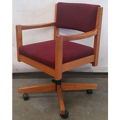 Doerner timber office chair - Lot Of 4
