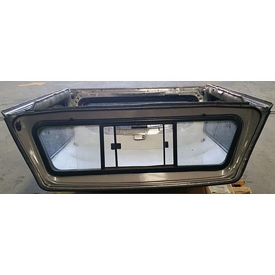 Mitsubishi Triton Ute Canopy