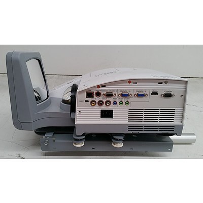NEC (NP-U250X) Ultra Short Throw XGA DLP Projector