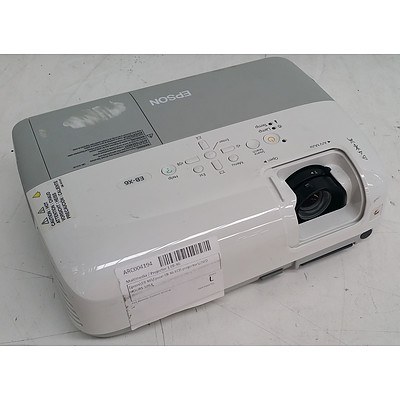 Epson (EB-X6) XGA 3LCD Projector
