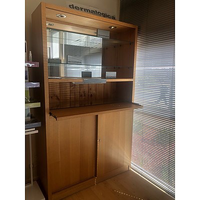 Display Cabinet With Downlights