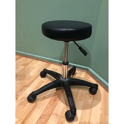 Adjustable Flat Stool - Lot of 3