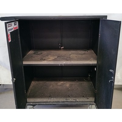 Mobile Tool Cabinet