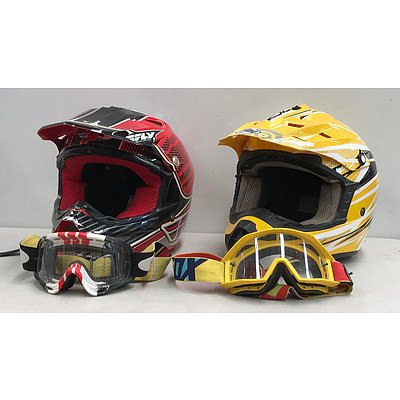 Motorcross Helmets & Matching Goggles x2
