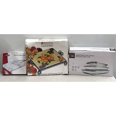 Lot of Dinner Homewares