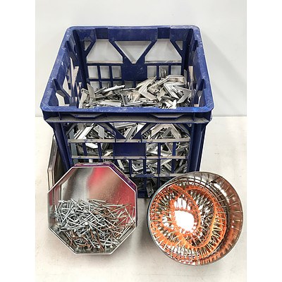 Lot of Corner Fittings, Screw Gun Screws & Nails
