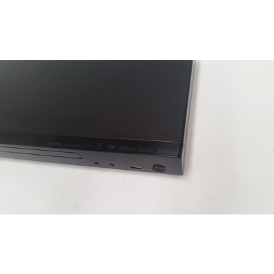 PIONEER, SONY, MARANTZ Pioneer BDP-150, Sony CD Player CDP XE 500, Marantz PMD930.