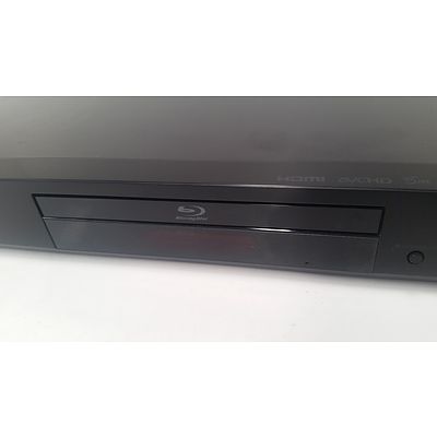 PIONEER, SONY, MARANTZ Pioneer BDP-150, Sony CD Player CDP XE 500, Marantz PMD930.