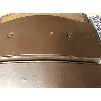 Genuine Vintage Charles & Ray Eames Tan Leather Executive Lobby Chair Manufactured by Herman Miller, Circa 1970s