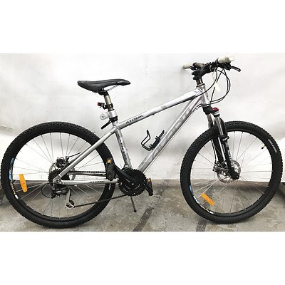 Avanti Atomic X-One 24 Speed Mountain Bike