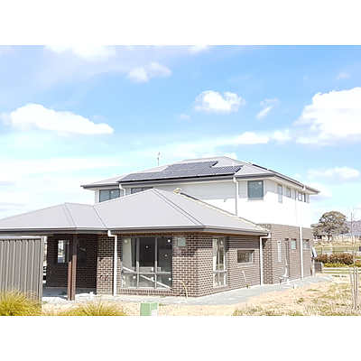 Fully installed 5 kW solar system (16 x Jinko 315 W panels) with 5kW Solis Inverter - Valued at over $7,500 + Installation
