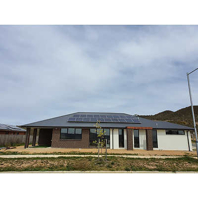 Fully installed 5 kW solar system (16 x Jinko 315 W panels) with 5kW Solis Inverter - Valued at over $7,500 + Installation