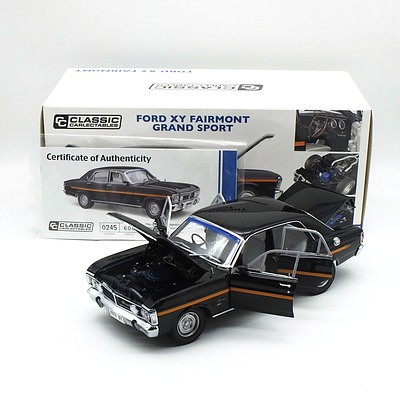 Classic Carlectables - Ford XY Fairmont Grand Sport Onyx Black 245/600 1:18 Scale Model Car