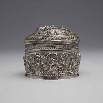 Burmese Heavily Repousse Silver Box, 175g