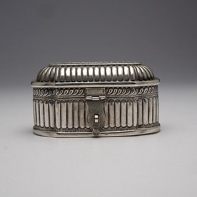 Burmese Repousse Sterling Silver Box, 306g