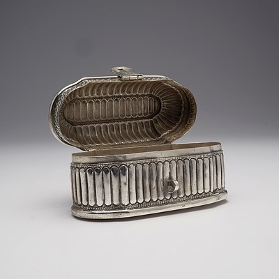 Burmese Repousse Sterling Silver Box, 306g